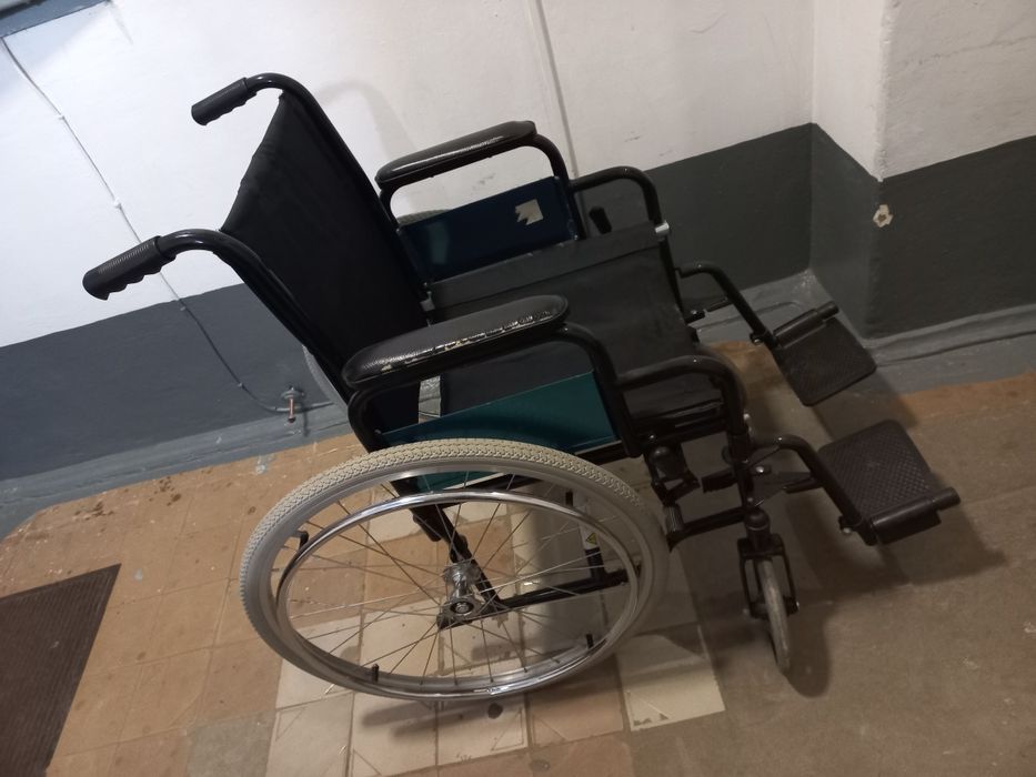 Кресло-коляска инвалидная 30000.