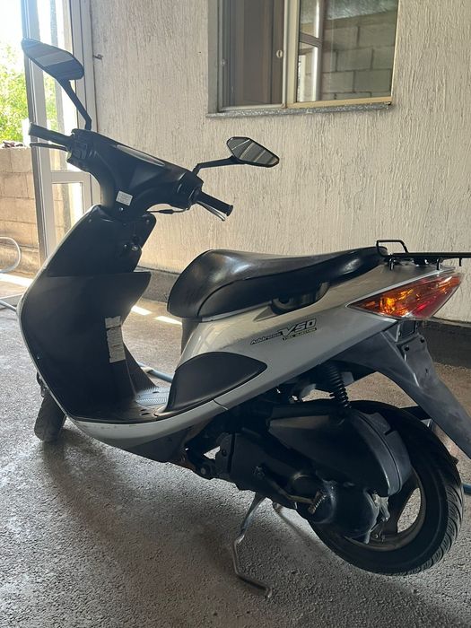 Suzuki Address V50