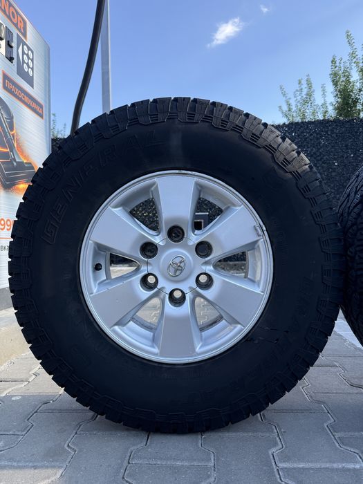 Алуминиеви джанти TOYOTA с гуми 6х139,7