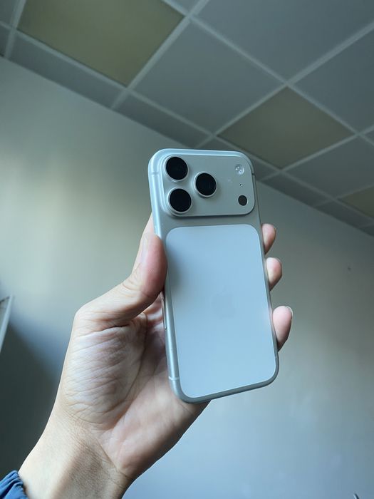 iphone 17 про 256 гб