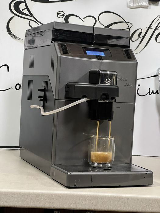 Кафемашина кафе автомат Saeco lirika с гаранция