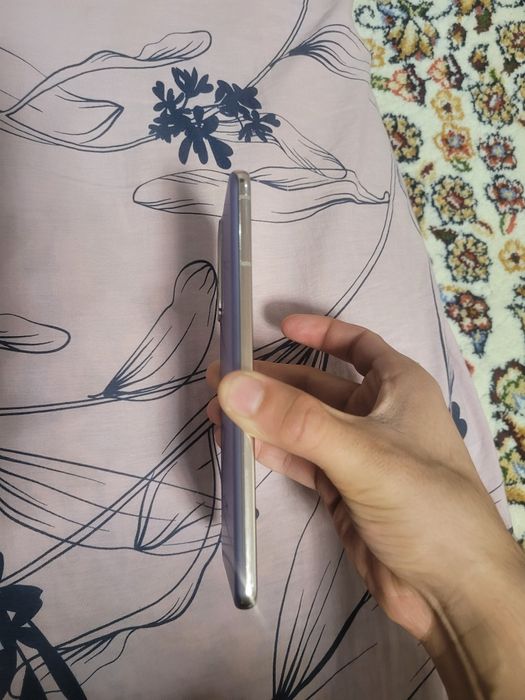 Samsung S21+ 8/256 gb