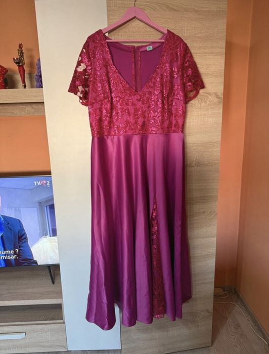 Rochie Foarte Elegantă