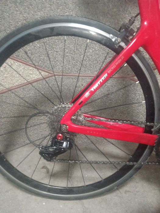 Продается twitter thunder- red