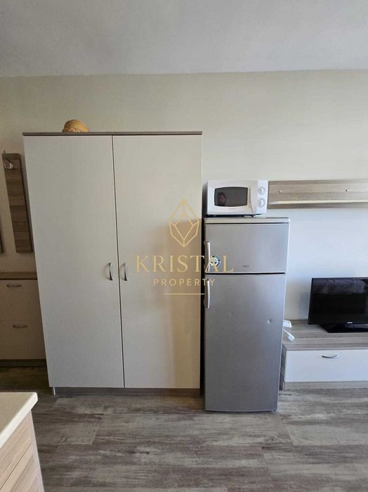 ID: 1018 Страхотна оферта. Студио за продажба на брега на морето в Свети Влас