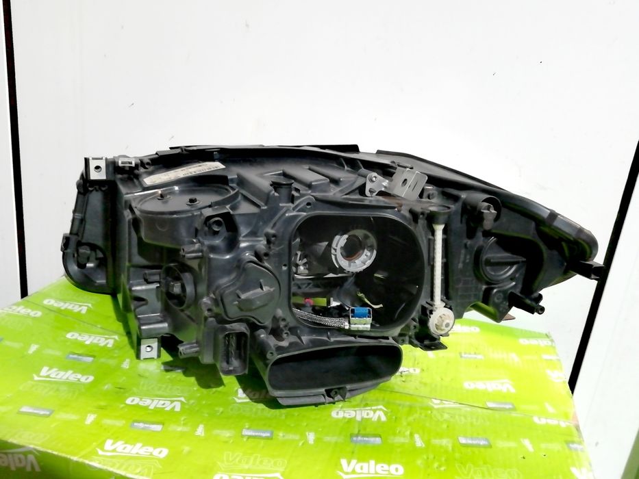 Фар Фарове за БМВ 5 Ф10 Ф11 фейс / BMW 5 F10 F11 Bi-Xenon Lci.