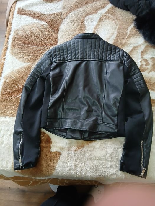 Дамско кожено яке ZARA