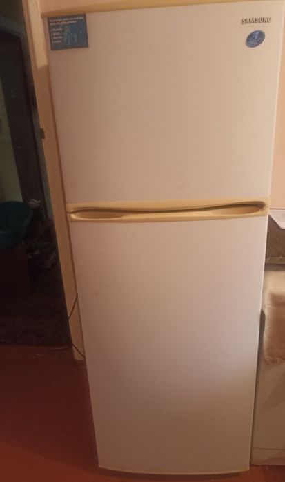 Холодильник Самсунг обменяю,продам