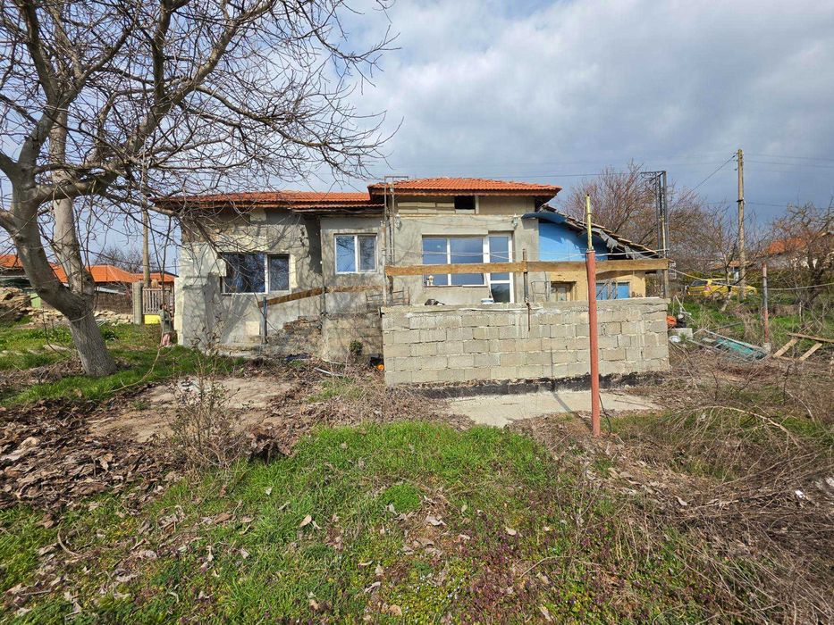 Едноетажна къща, кв. Бряг