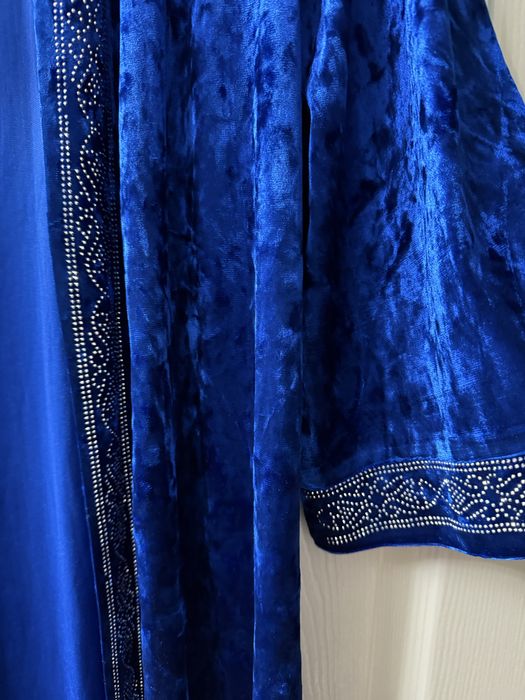 Абайка в синем цвете