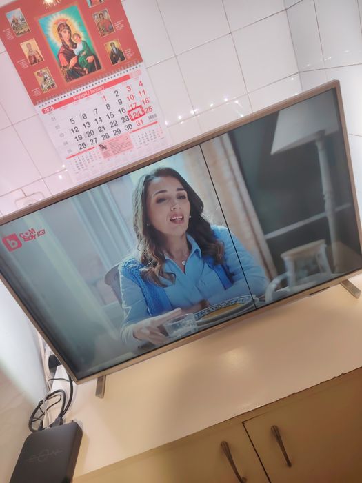 Smart телевизор Philips 32PFS6906/12, (6900 Series)