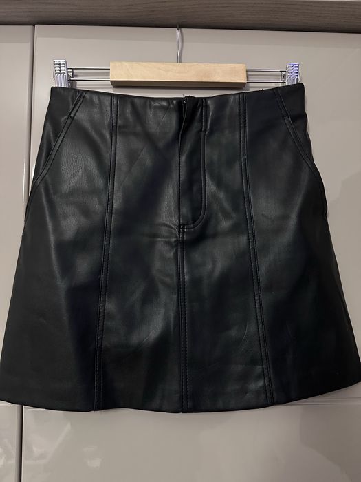 Кожена пола Zara - размер XS