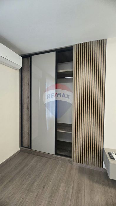 Дава се под наем Тристаен апартамент в Варна, Бриз - 7024 кв.м за 797.64 € - Снимка #10