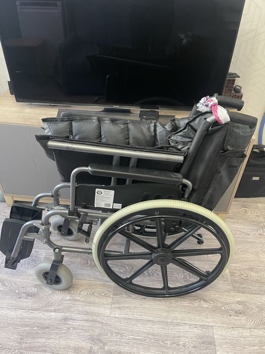 Коляска инвалидная