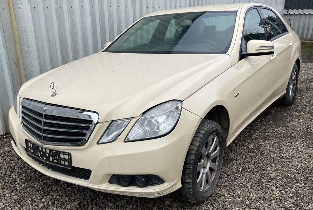 Dezmembrări Mercedes E class 212, 2012 motor 2.2 euro 5