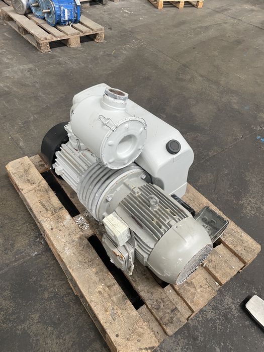 Вакуум помпа Azo