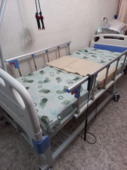 Кровать для лежачих больных