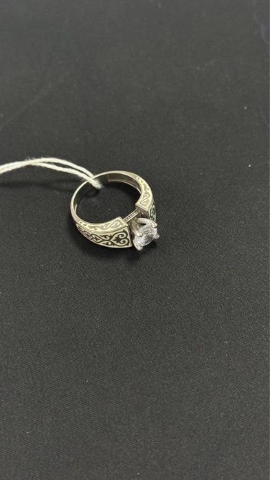 Кольцо с камнем /Bari Bar Shop /Рассрочка без процентов