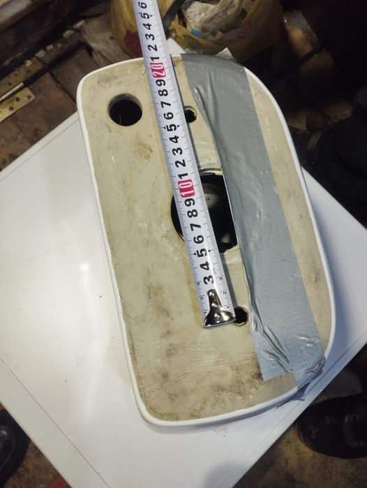 Продам бачки для унитаза