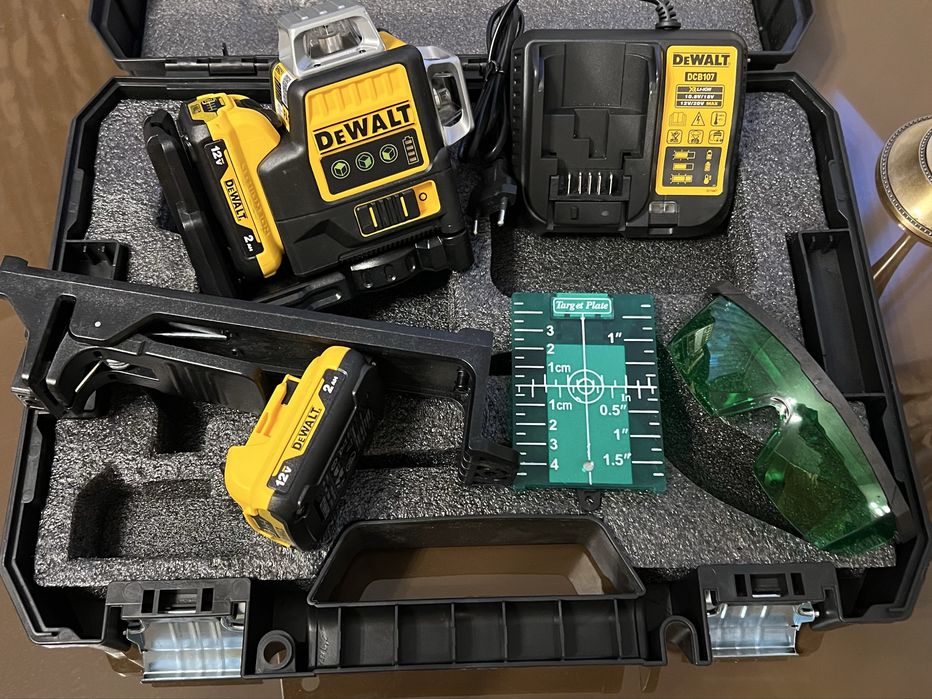 Nivela laser Dewalt 360 NOUA DEWALT® DCE089D1G-GB linii verzi boloboc laser 360 grade auto nivelare 360 orizontal si vertical