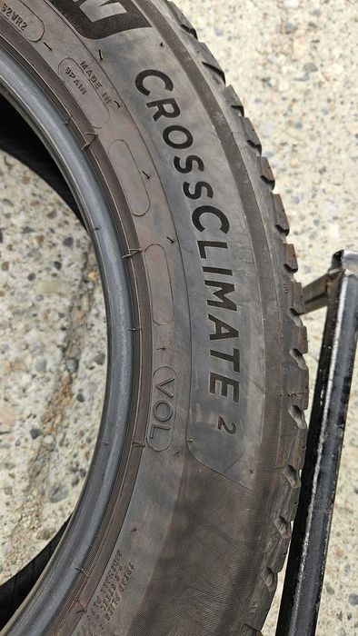 235/55 R18 • All Season • Michelin CrossClimate 2 VOL 104H XL | 2 buc | DOT 2022 | Pret/buc