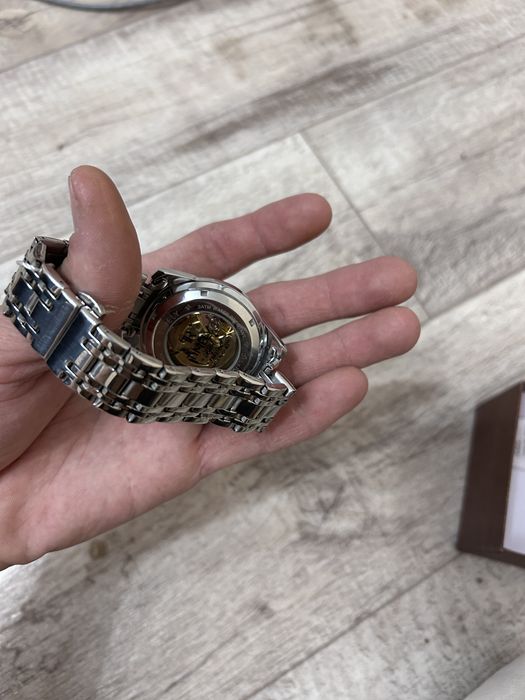 Оригинальные часы