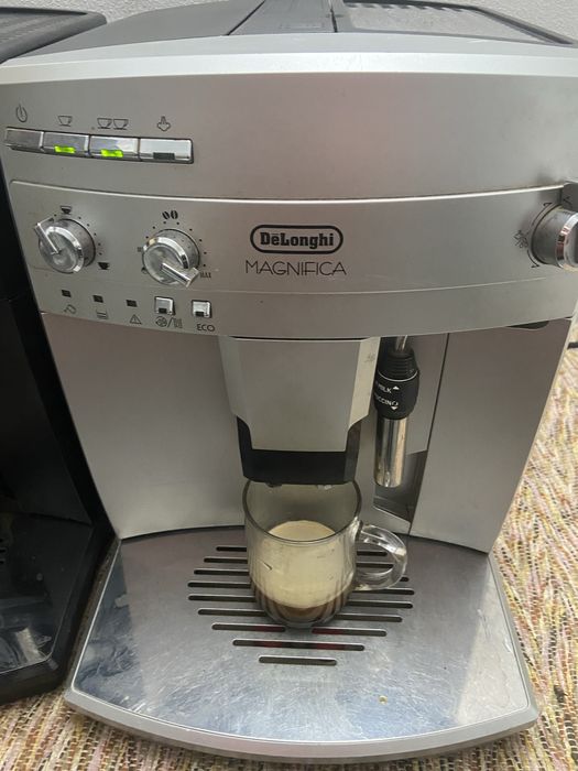 Expresor cafea Delonghi magnifica eco