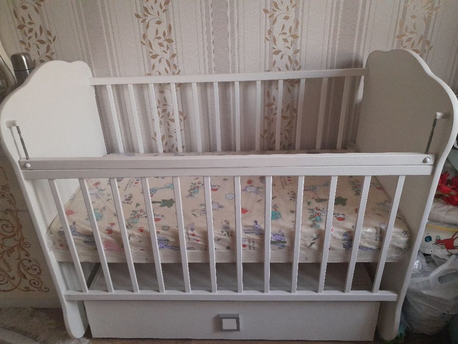 Продаётся детский манеж