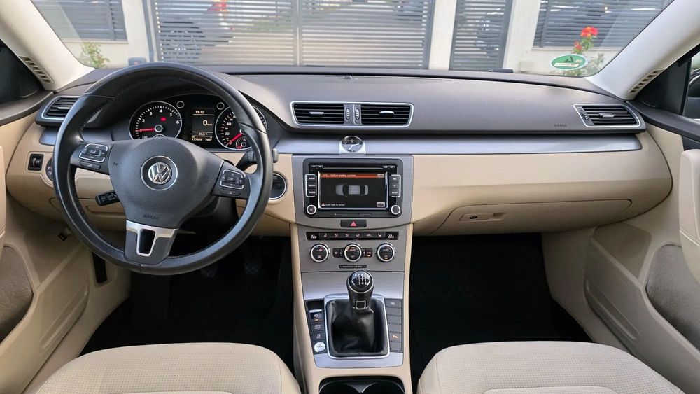 Volkswagen Passat 2013 benzină, 7.536 € — imagine 3