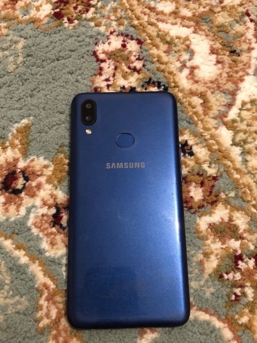 Samsung а10 синий