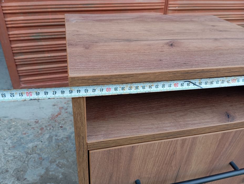 Нощно шкафче за спалня