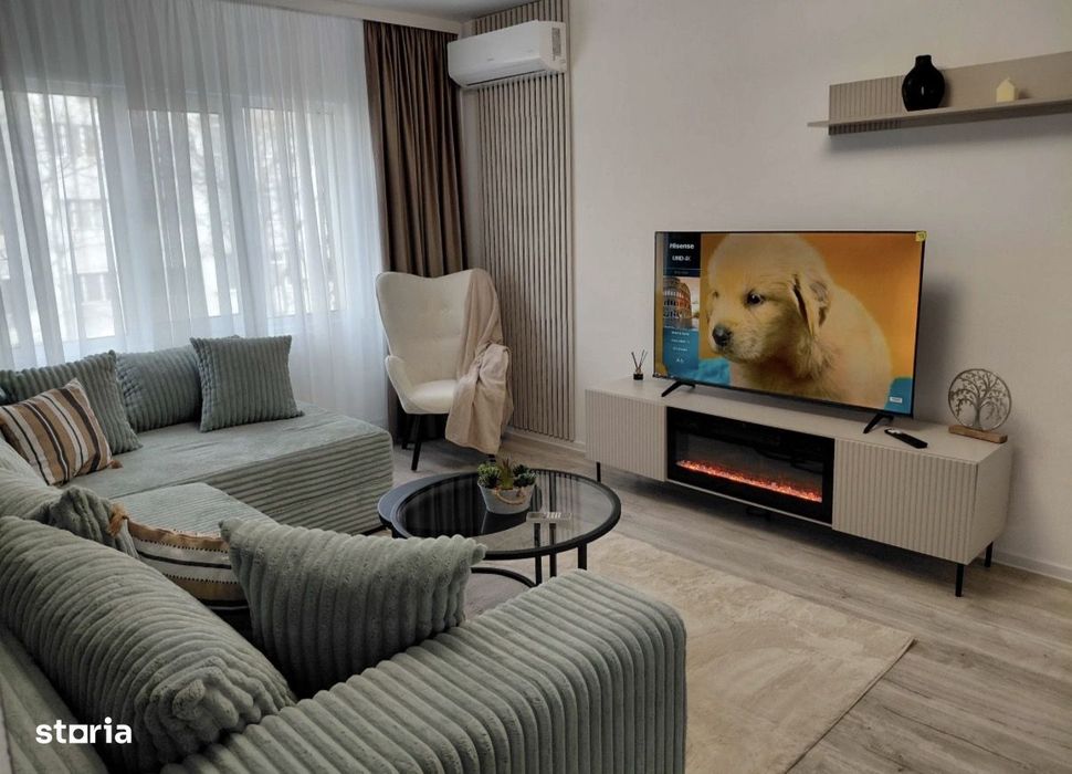 Apartament cu 3 camere de vânzare în zona Micro 16