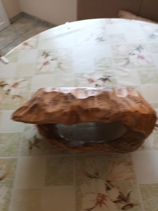 Дървена кошница с дръжка от цяло дърво ръчна изработка