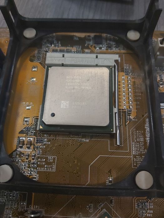 Placa de baza retro ASUS P4P800 SE socket 478 + Pentium 4 2.80GHz + 512MB DDR 400