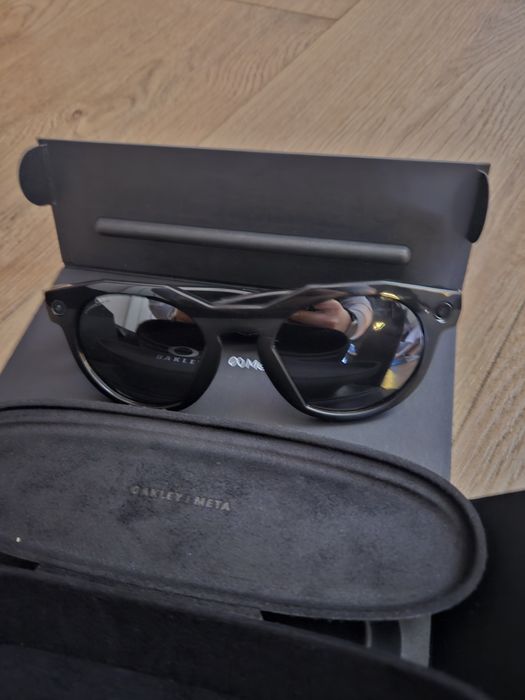 Умни очила Meta OAKLEY HSTN Polarized