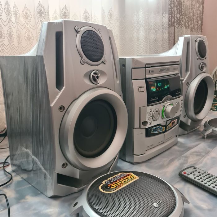 Музыкальный центр Lg