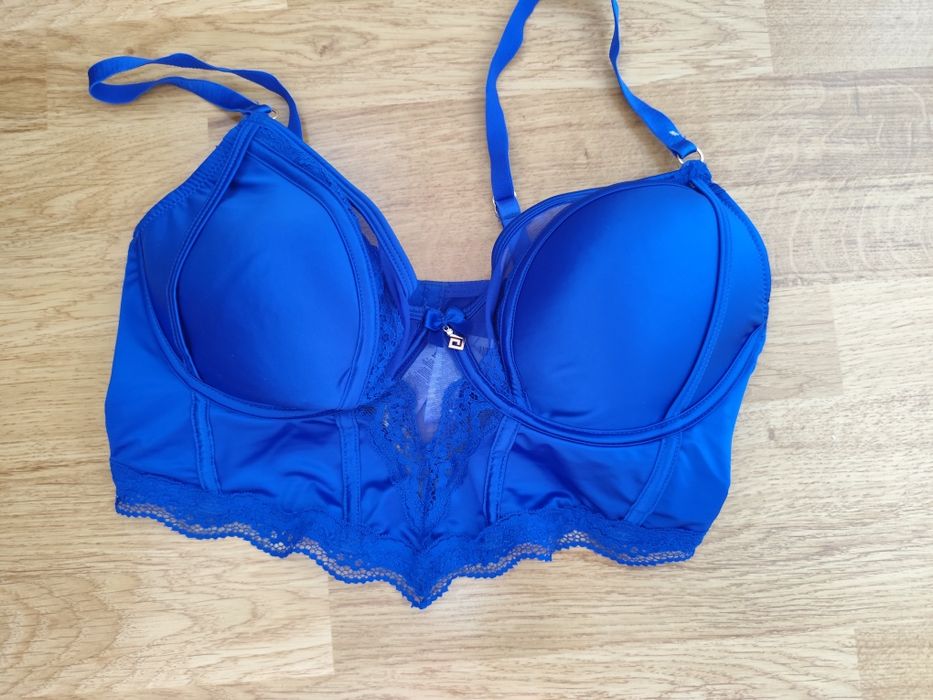 Censored sutien tip corset