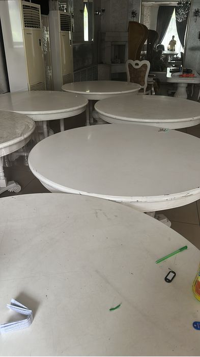 Продам стол ресторанный, разные есть