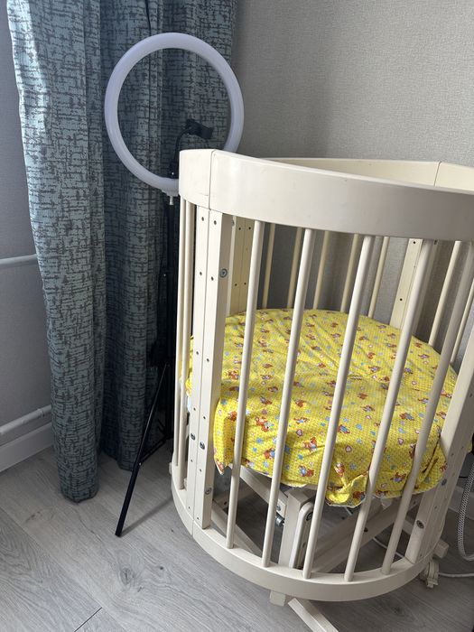 Продается манеж-кровать 8в1 красная звезда из дерева состояние отлично