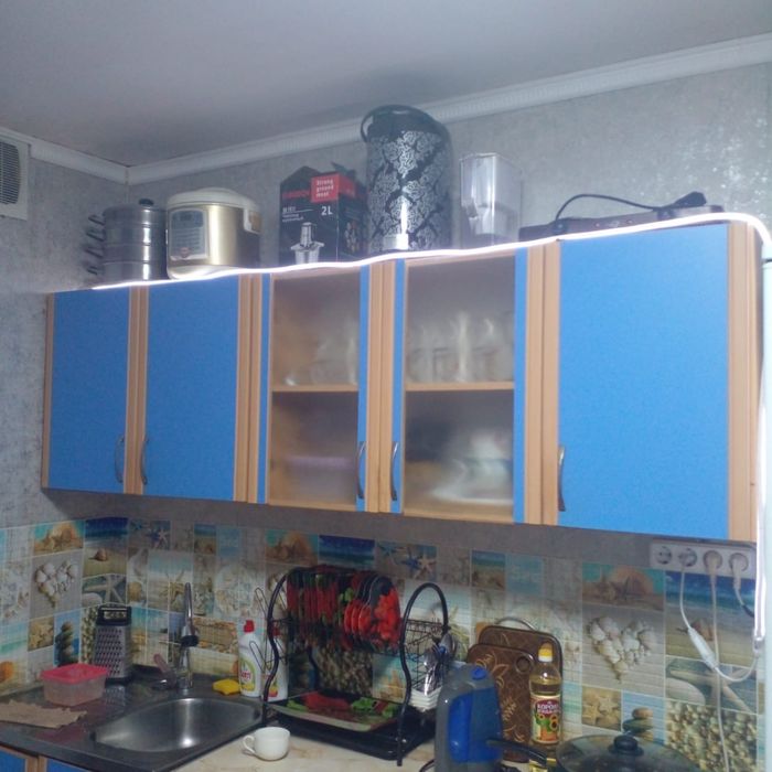 Кухонный гарнитур в хорошем состоянии