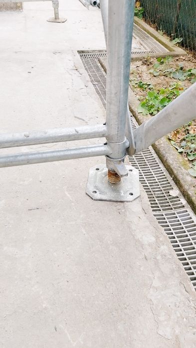 Schela  de inchiriat schela fatada inchiriere schela usoara