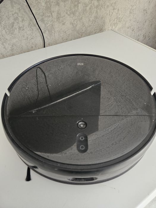 Продам робот пылесос