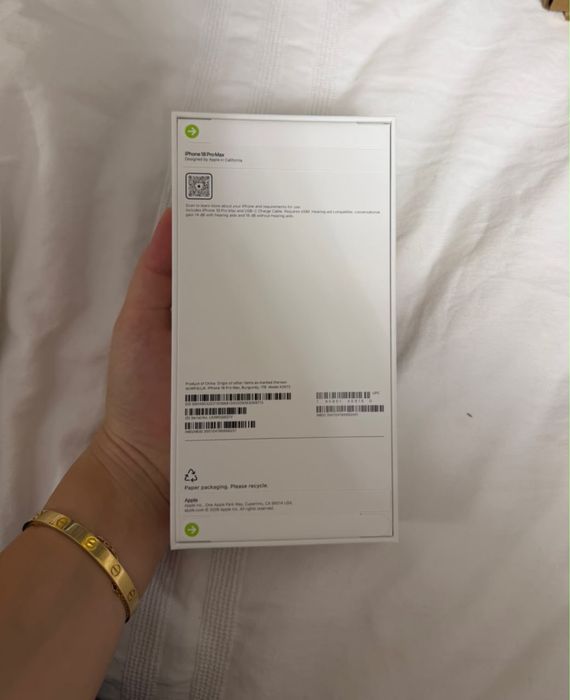 Iphone 18 pro max бургунди