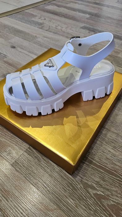 Дамски сандали PRADA