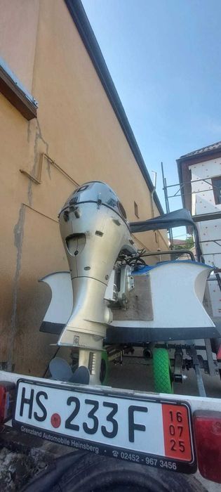 Barca fibra cu motor si peridoc