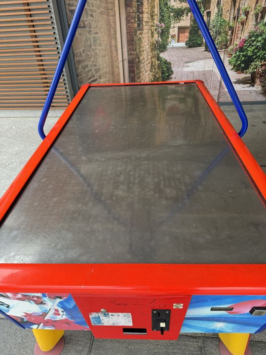 Въздушен хокей на SAM Billares