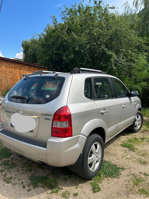 Mașina are defectiuni la motor necesita reparare sau eventual pentru piese daca ar fi cineva interesat! Mai multe detali la nr de telefon sau whatap