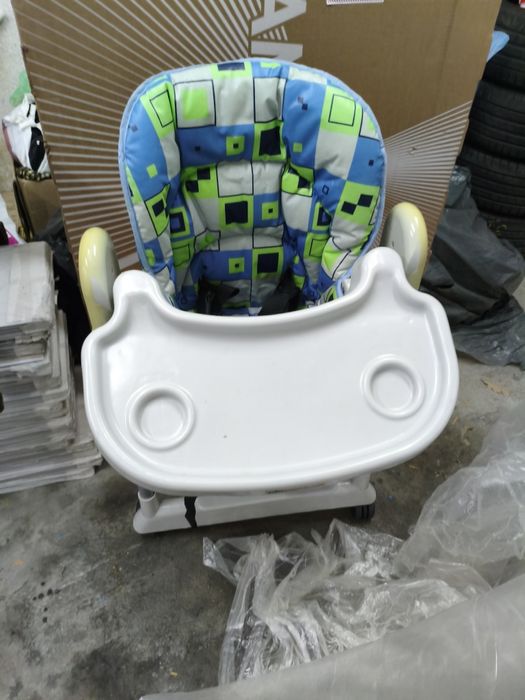 Стол за хранене за дете