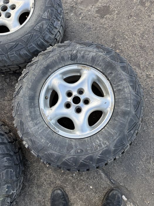 Roti MT  265 - 75 R16  Kumho Road Verture MT