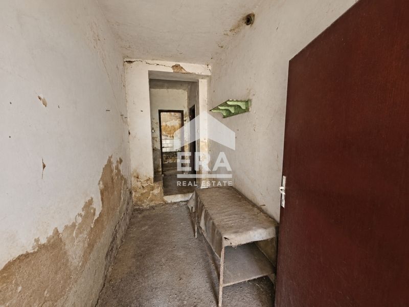 Продава се Склад в с. Семерджиево, Област Русе - 530 кв.м за 429 €/кв.м - Снимка #10